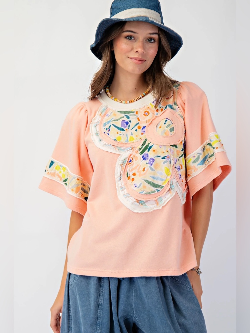 Easel Flower Patch Puff Sleeves Soft Washed Terry Knit Top Size Large